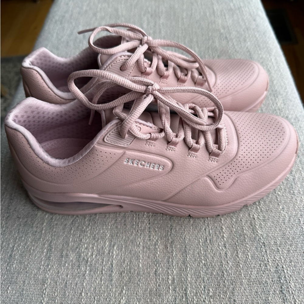 Skechers Women's Blush Sneakers